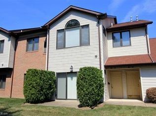 7241 Village Dr, Mentor, OH 44060