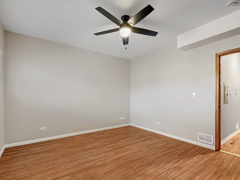 1422 N Maplewood Ave #2 — Photo 11