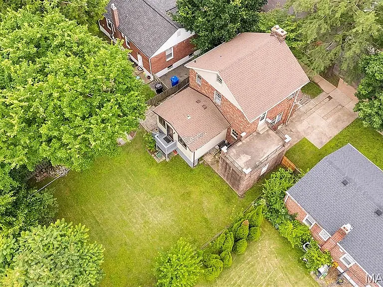 6925 Dartmouth Ave — Photo 3