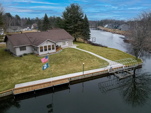 117 Anchor Ct, Houghton Lake, MI 48629