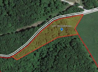 956 Bragg Rd, Shady Spring, WV 25918