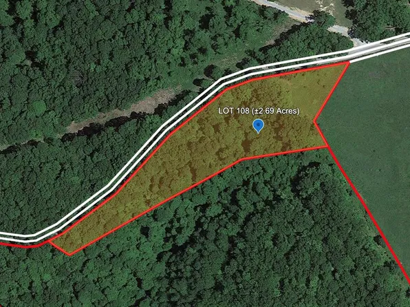 956 Bragg Rd, Shady Spring, WV 25918