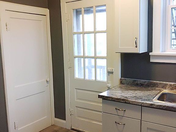 BACK DOOR & PANTRY