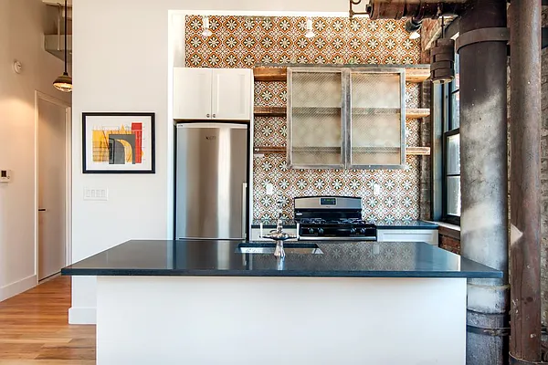 Rented by Gold-Stone Realty | media 26