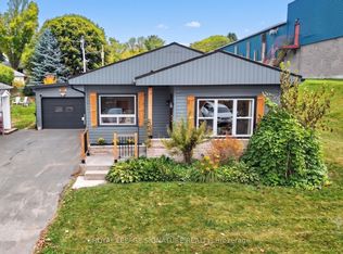 57 Maria St, Penetanguishene, ON L9M 1L3