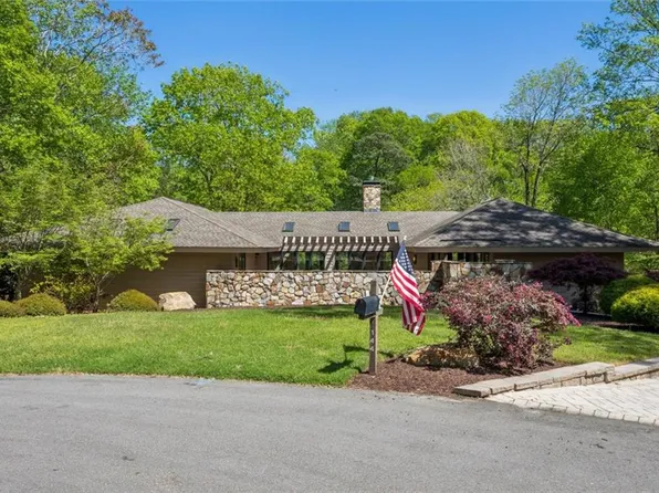 144 Holdsworth Rd, Williamsburg, VA 23185