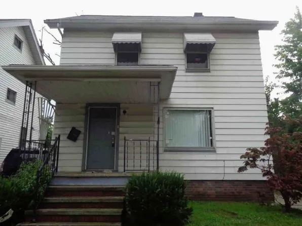 10118 Thrush Ave, Cleveland, OH 44111