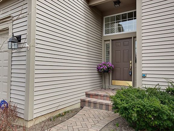 2nd image of 1847 S Waxwing Ln