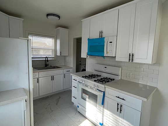 5th image of 2527 N Brighton St #2527