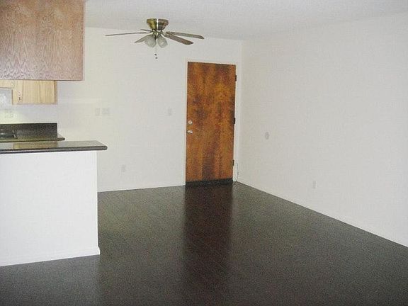 3rd image of 365 Obispo Ave APT 17