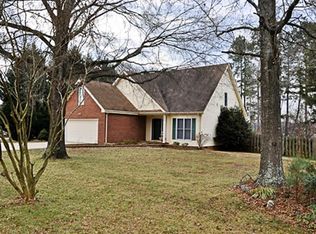 1637 Heron Ct, Newton, NC 28658
