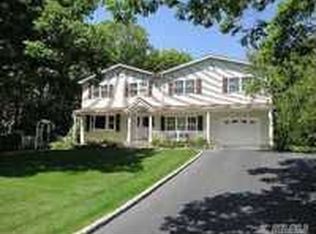 88 Blake Ave, Bohemia, NY 11716