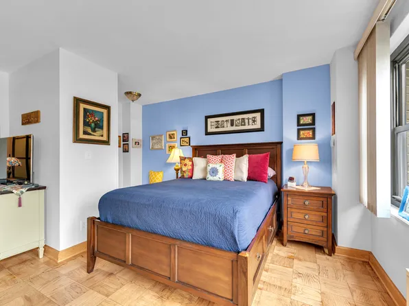 180 West End Avenue image 5 of 12