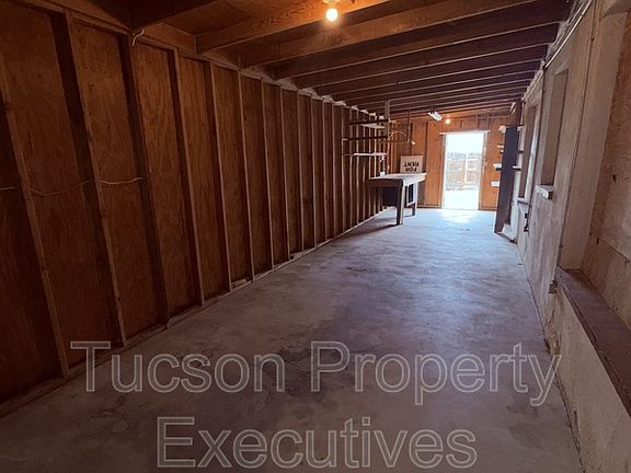 4th image of 3350 N Chapel Ave