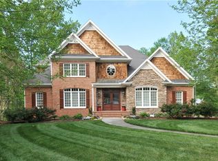 260 Broadmoor Dr, Advance, NC 27006
