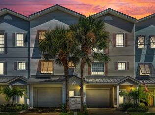 130 Brightwater Dr APT 5, Clearwater, FL 33767