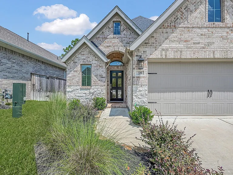 328 Rise Ln — Photo 4