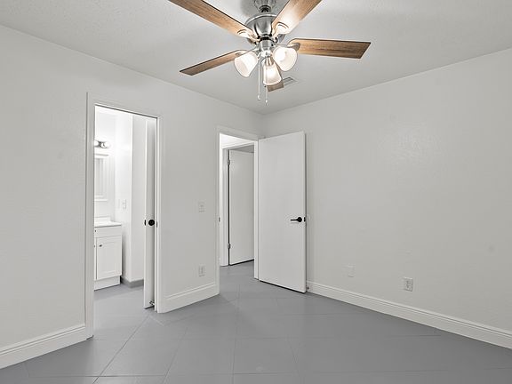 3rd image of 13690 Orange Sunset Dr Unit 202