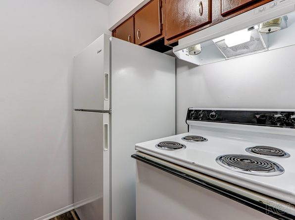 1483 E West Maple Rd #9B328D26B