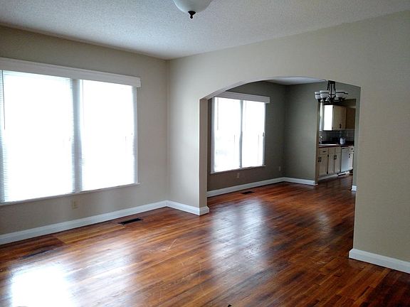 3rd image of 3810 Wiley Ave