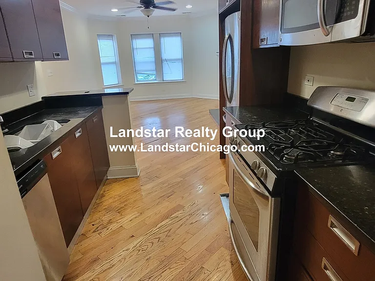 2250 W Morse Ave — Photo 5