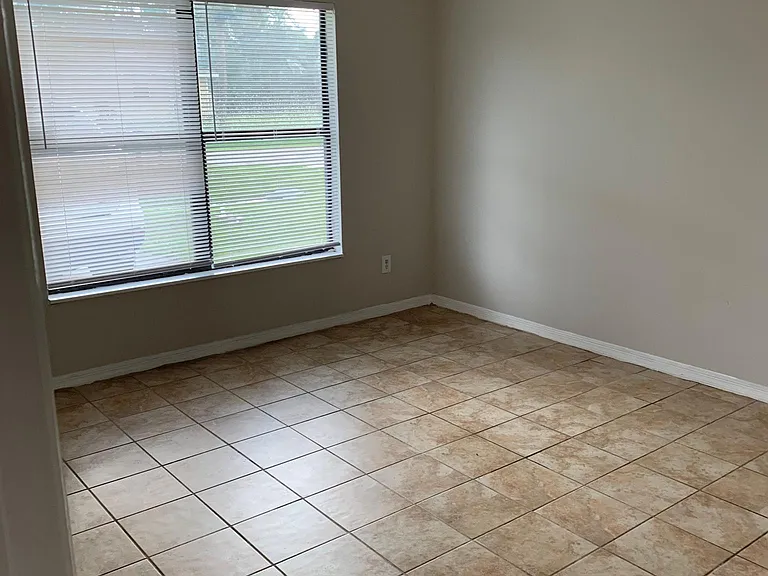 7106 Santa Clara Blvd — Photo 8