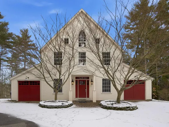 182 Winnicutt Road, Stratham, NH 03885