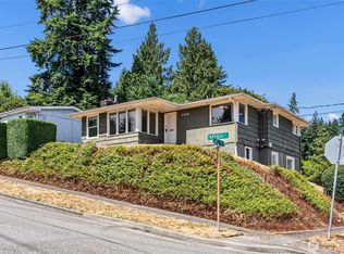3202 Farragut St, Bremerton, WA 98312