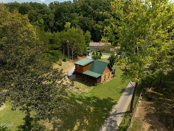 5th image of 1303 Witt Hollow Rd