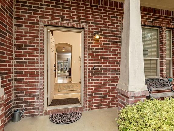 5th image of 12520 Summerwood Dr