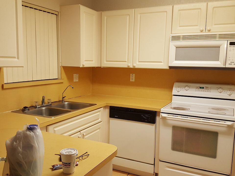1st image of 17330 NW 74th Ave APT 103