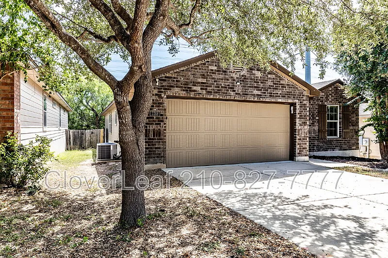 4 bed, 2.0 bath, 1753 sqft, $1,797 — Photo 2