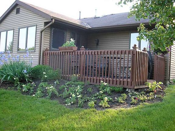 4th image of 714 S Shore Ct #113A