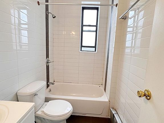 3rd image of 8630 23rd Ave #4E