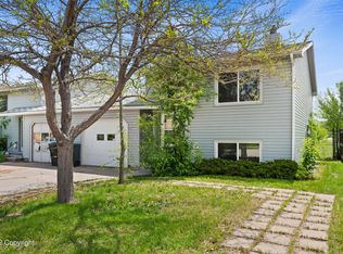 117 W Redwood St, Gillette, WY 82718