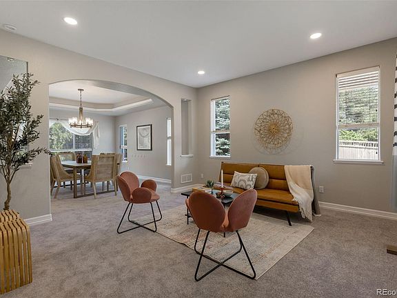 5th image of 2698 Trailridge Drive W