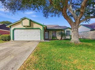4506 Italy Ln, Pasadena, TX 77505