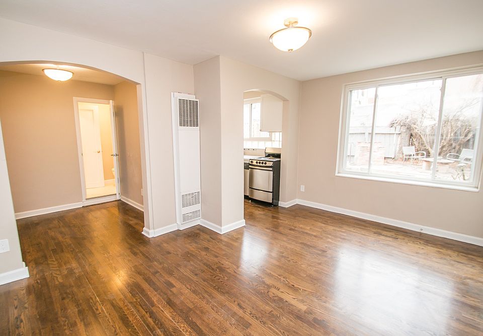 1725 15th Street Unit 1 Living Area
