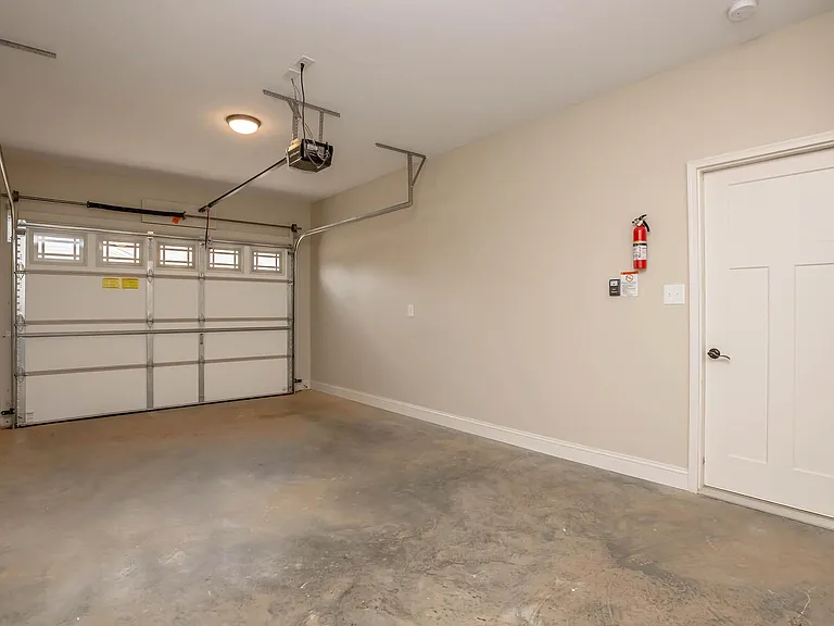Wynwood Apartments — Photo 31
