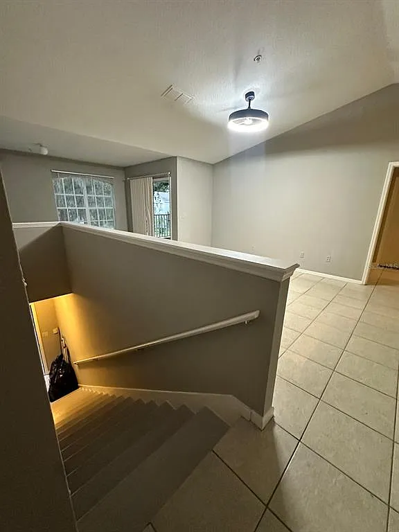 2 bed, 2.0 bath, 1042 sqft, $1,550 — Photo 3