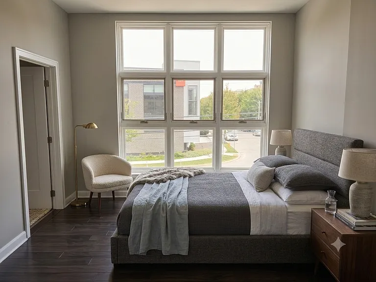 Primary Bedroom (Virtually staged)