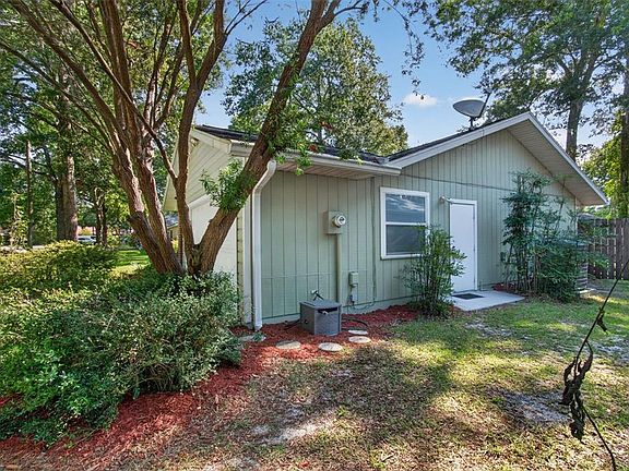 5th image of 4341 NW 22nd St