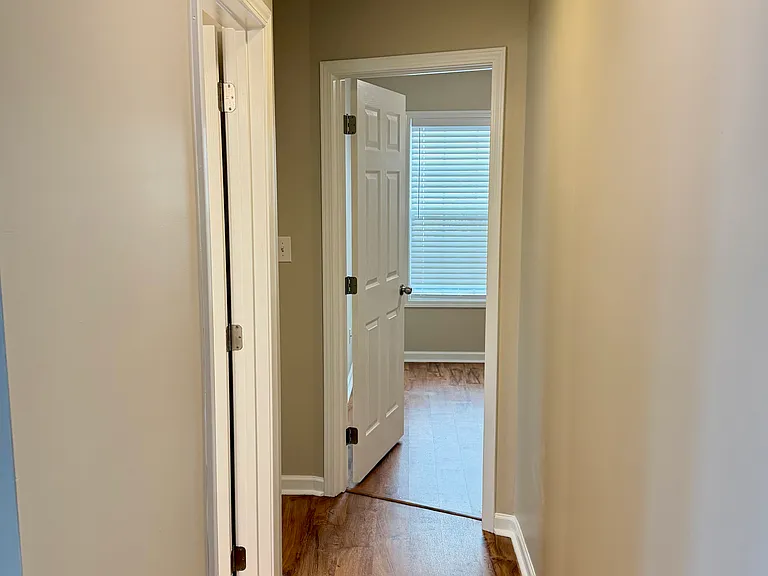 205 Shell Ct — Photo 10