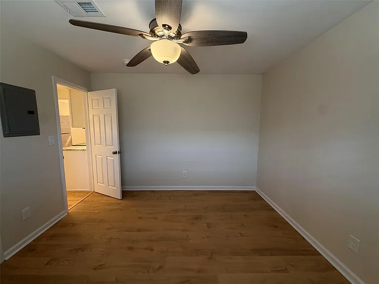 3875 Devon Rd #9 — Photo 11