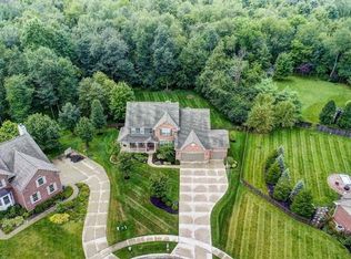 1477 N Church Dr, Bellbrook, OH 45305