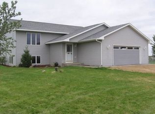 1477 140th St, New Richmond, WI 54017