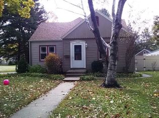3445 Minnesota Dr, Rockford, IL 61108