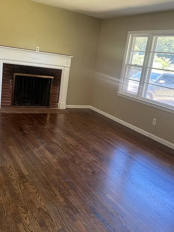 3 bed, 1.5 bath, 2658 sqft, $1,700 — Photo 3