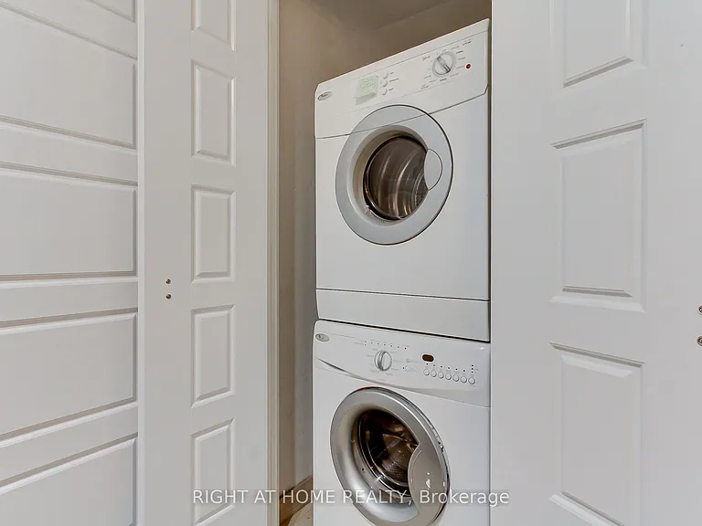 28 Linden St #1405 — Photo 31