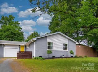 4024 Seaforth Dr, Charlotte, NC 28205